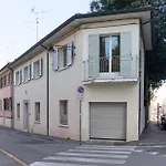 Arianna Nocleg ze śniadaniem 3*