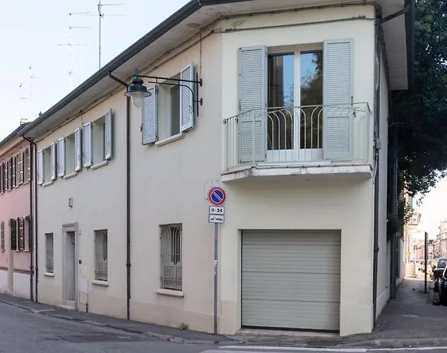 Arianna Bed & Breakfast 3*